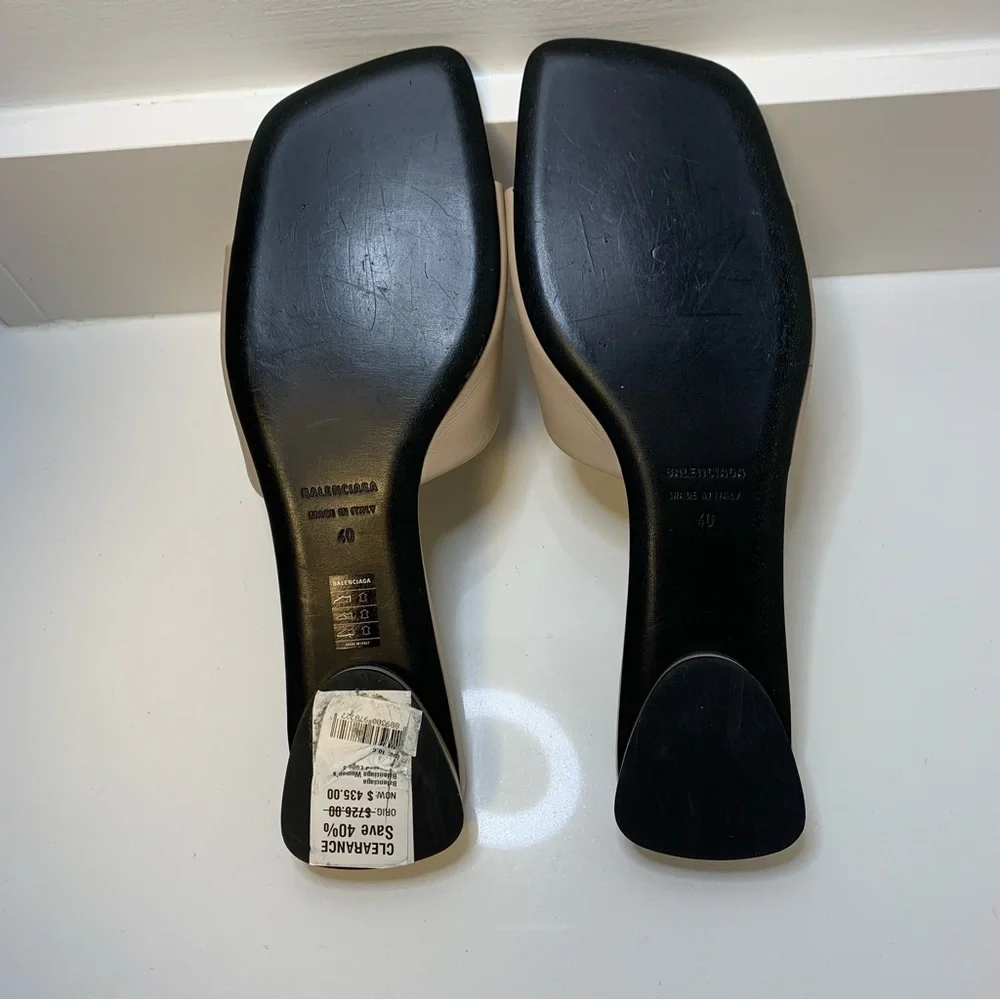 Balenciaga Duty Free Embossed Logo Leather Flat Slide Sandal Nude NWT 40 FR